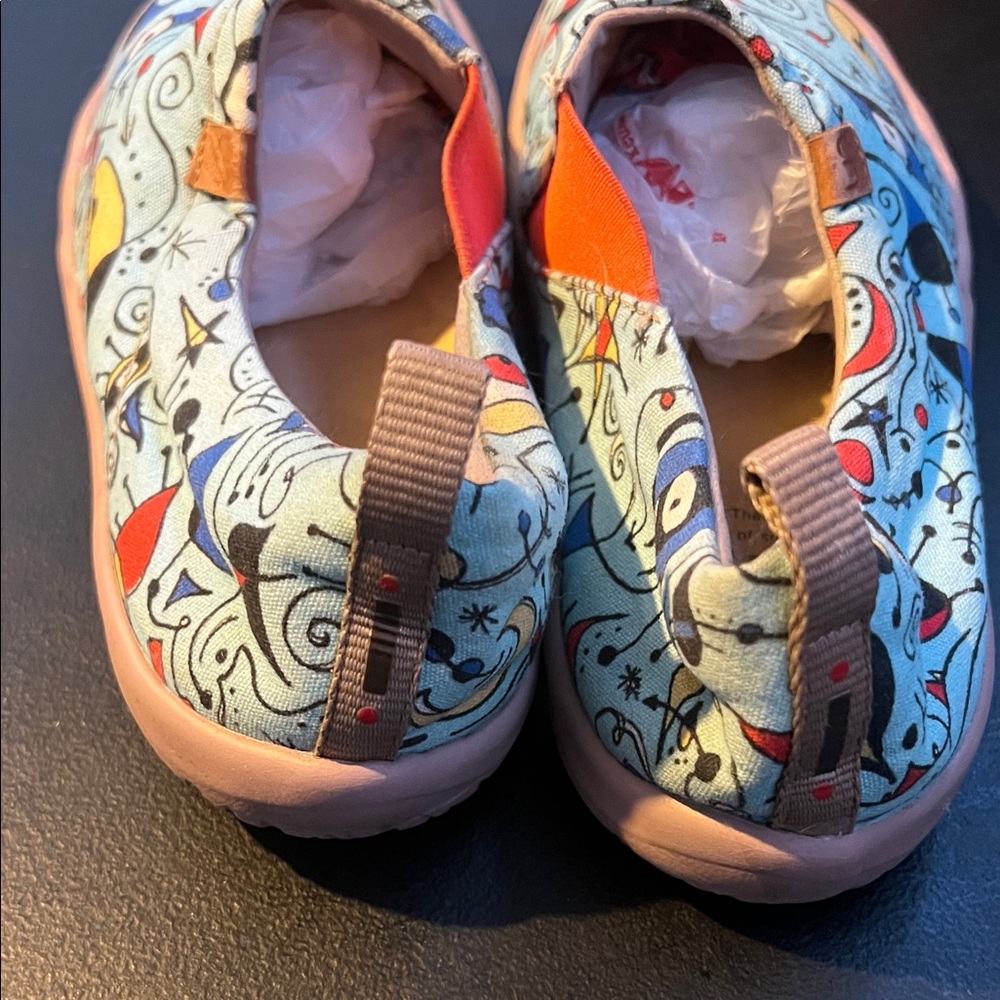 UIN Toledo Women's Blue Silence Art Painted Travel Slip on Canvas Shoes - Picture 6 of 11